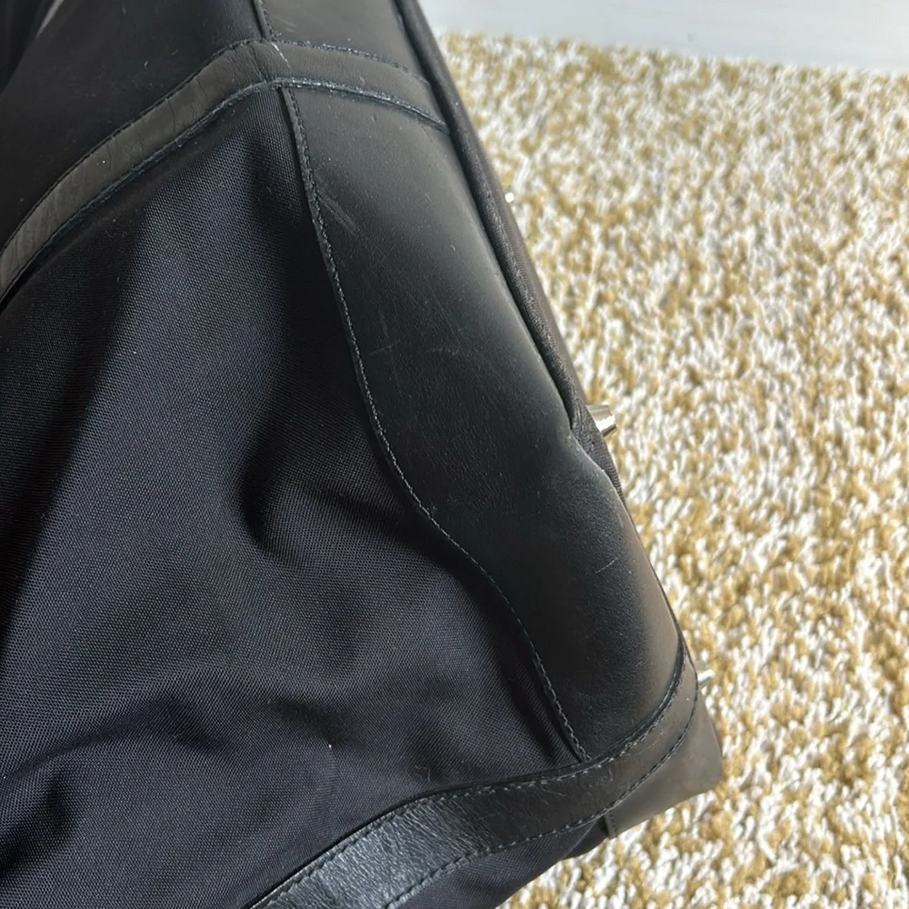 Coach - Picture 9 of 14